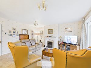 Photo 8- click for photo gallery